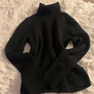 Charter club, elegant, 100% wool turtle neck sweater.(NOT USED)